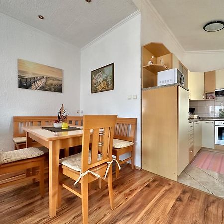 Apartments Hajl Krk Town Exterior photo