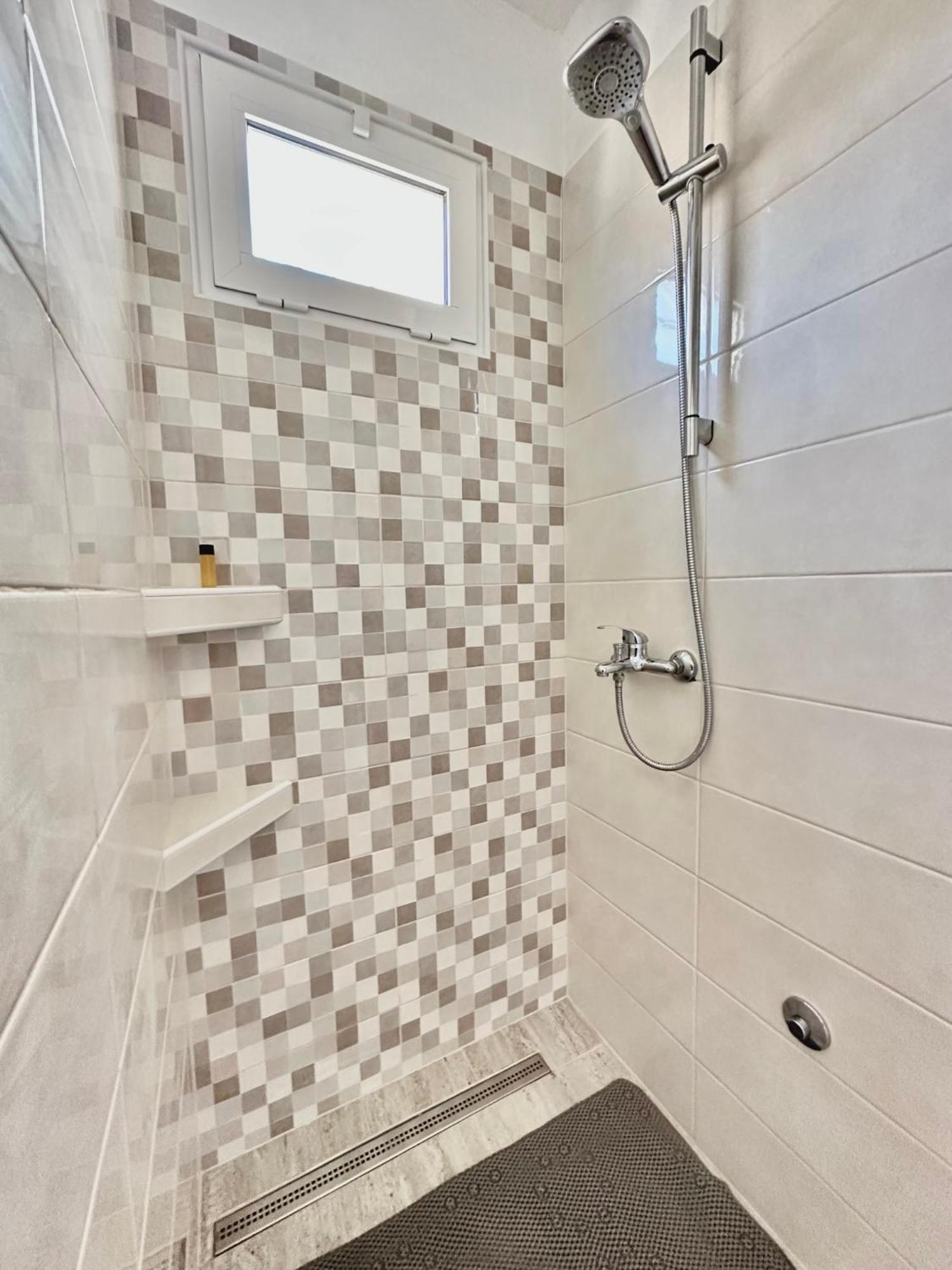 Apartments Hajl Krk Town Exterior photo
