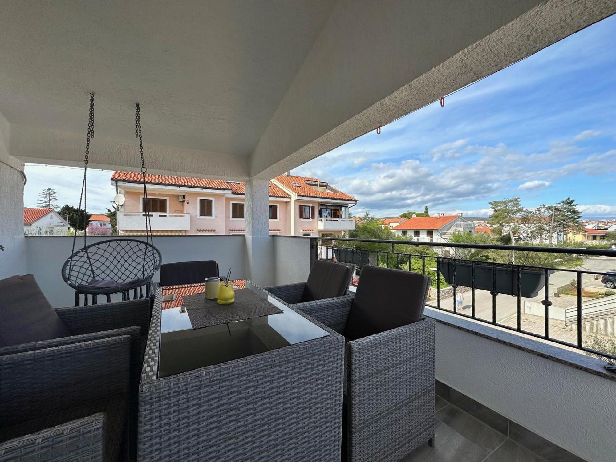 Apartments Hajl Krk Town Exterior photo